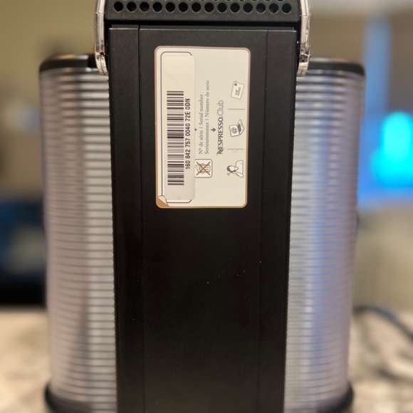 Nespresso VertuoLine Coffee Machine - Excellent Condition - Picture 4 of 4